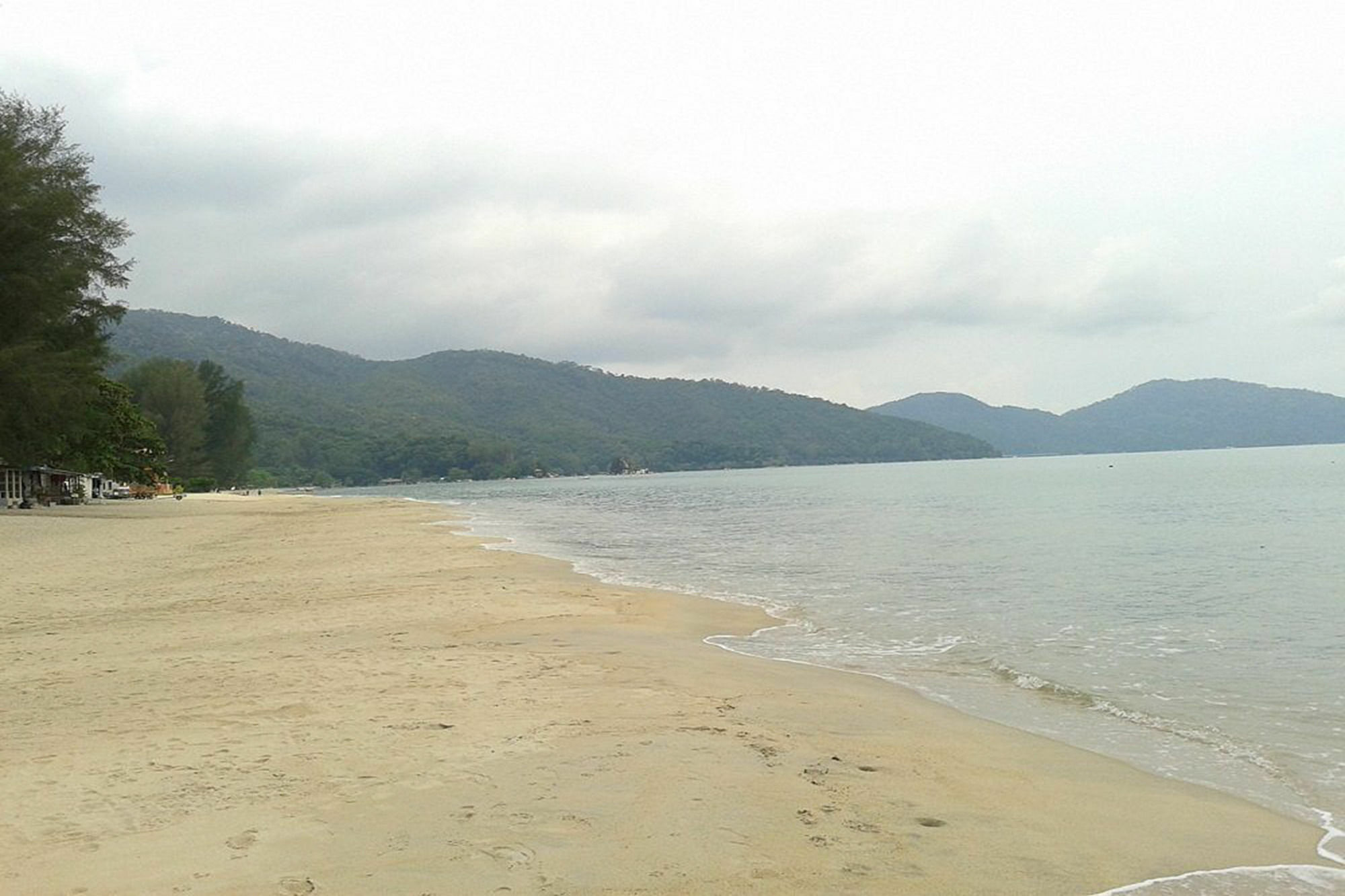 ET Budget Guest House Batu Feringgi Exterior foto